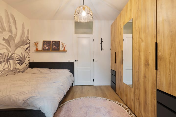 Photo 14 of Paramaribostraat 33