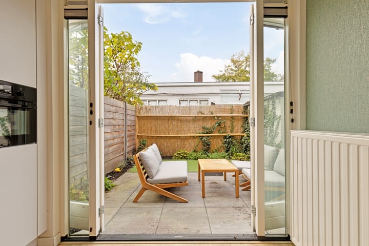 Photo 20 of Paramaribostraat 33