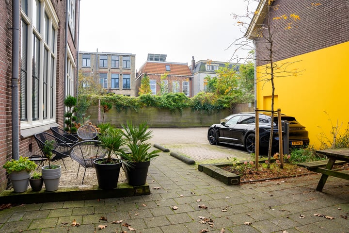 Bekijk foto 18 van Margaretha de Heerstraat 27