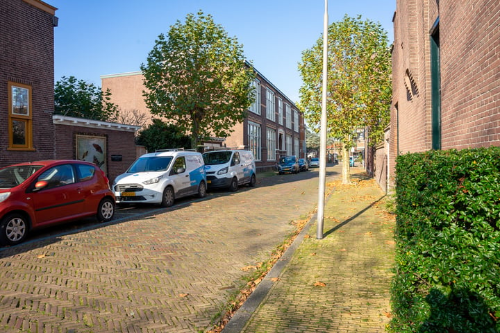 Bekijk foto 21 van Margaretha de Heerstraat 27