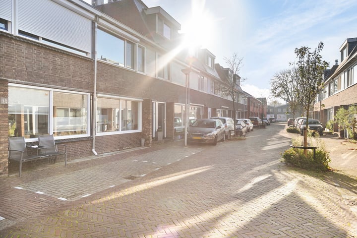 Bekijk foto 32 van Gregorius Coolstraat 36