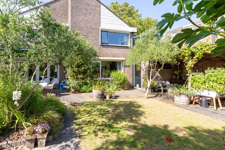 Foto 44 van Astronautenweg 1