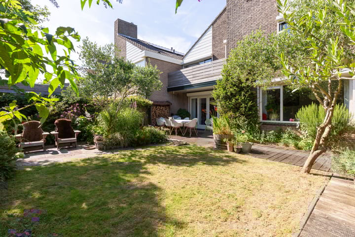 Foto 40 van Astronautenweg 1