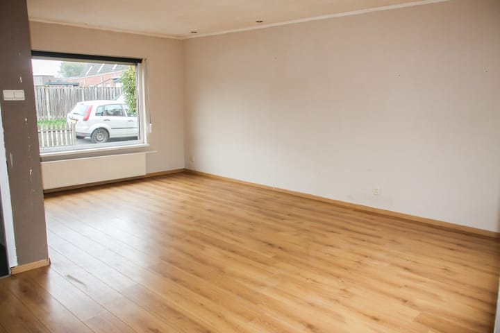 Foto 2 van van Dortmontlaan 4