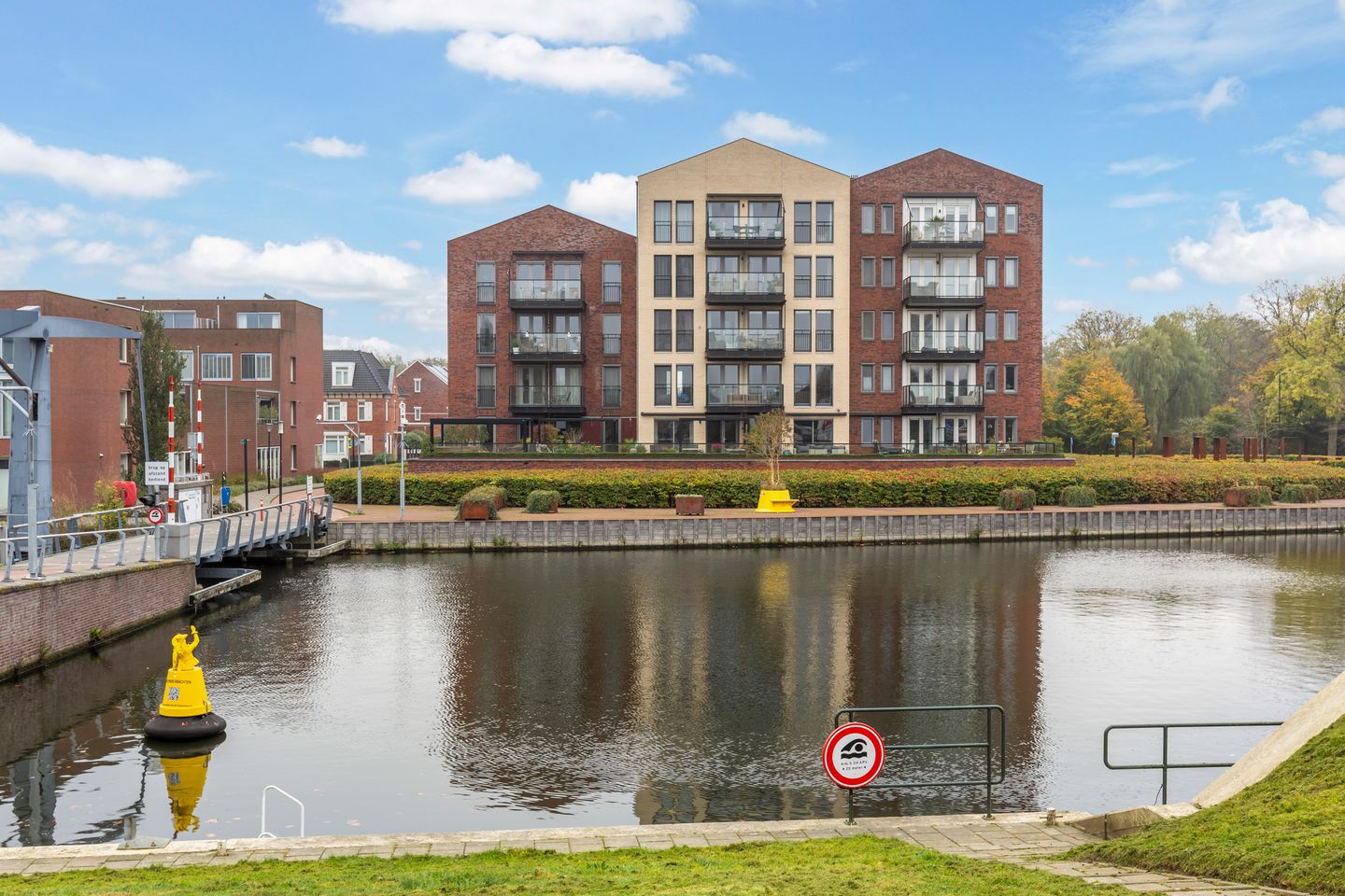 Foto 1 van Hoflaan 82-B