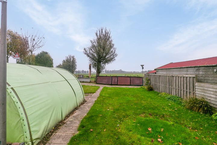 View photo 30 of Buitendijk 11