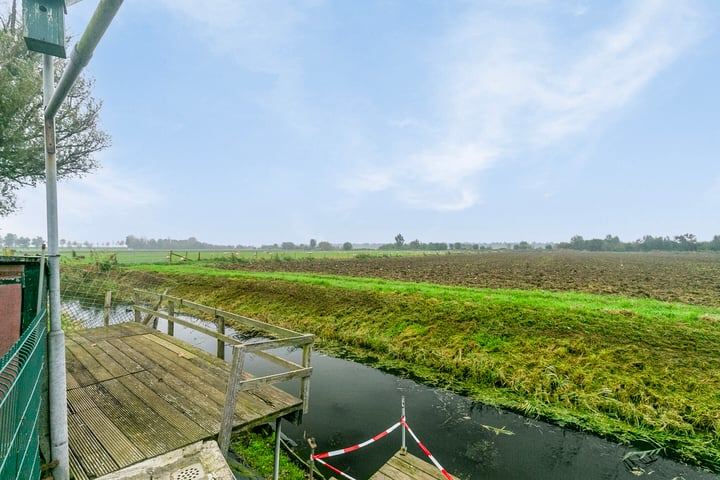 View photo 32 of Buitendijk 11