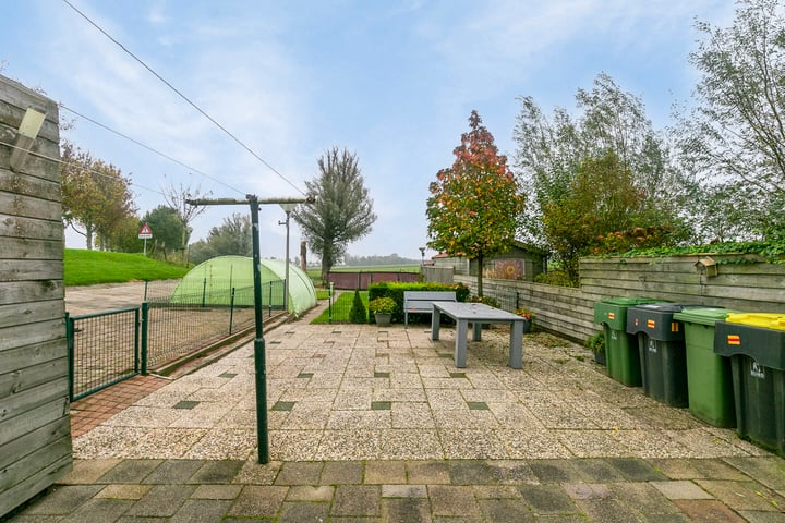 View photo 28 of Buitendijk 11