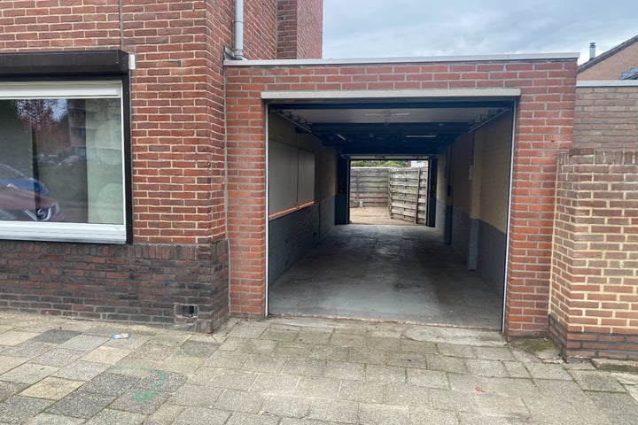 Bekijk foto 4 van Mesdagstraat 5