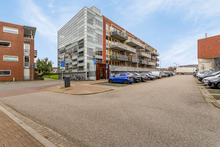 Foto 1 van Hollandiaplein 70