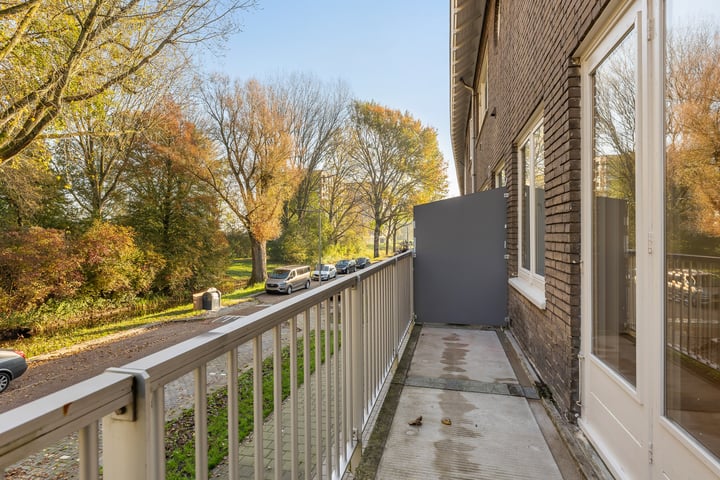 Bekijk foto 14 van Veerpolderstraat 42