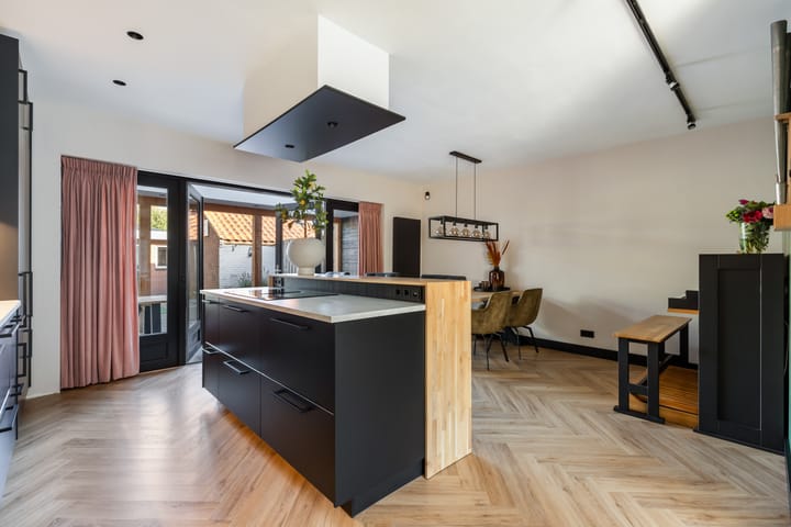 Foto 10 van Reaumurlaan 8