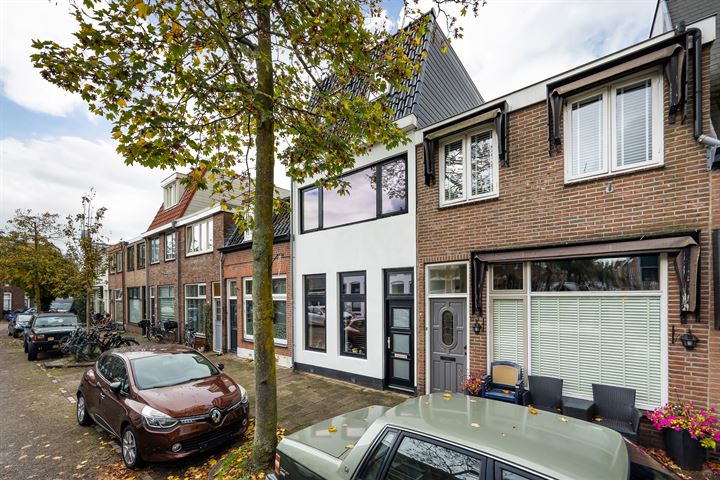 View photo 29 of Reitzstraat 81