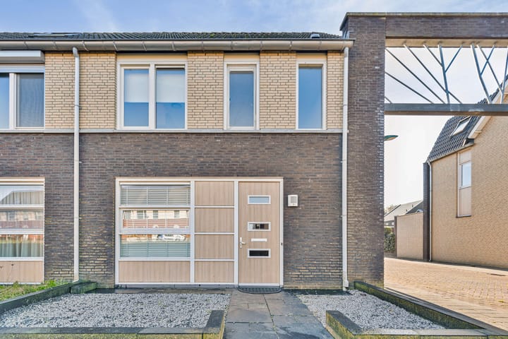 Foto 24 van De Essenburgh 9