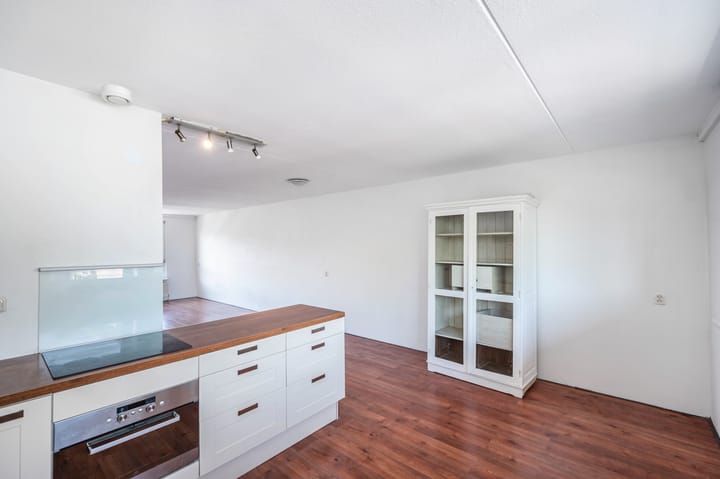 Photo 8 of Marktmeesterstraat 35