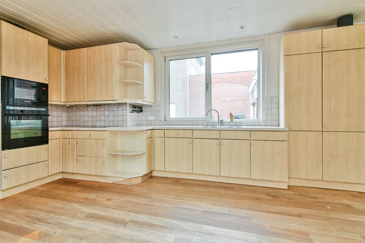 Foto 9 van Oosteinderweg 268