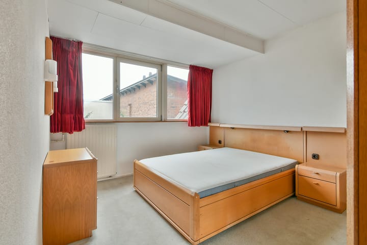 Foto 17 van Oosteinderweg 268