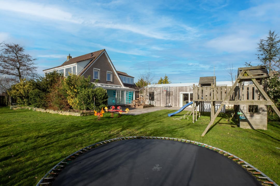 Photo 13 of Van der Dussenlaan 11