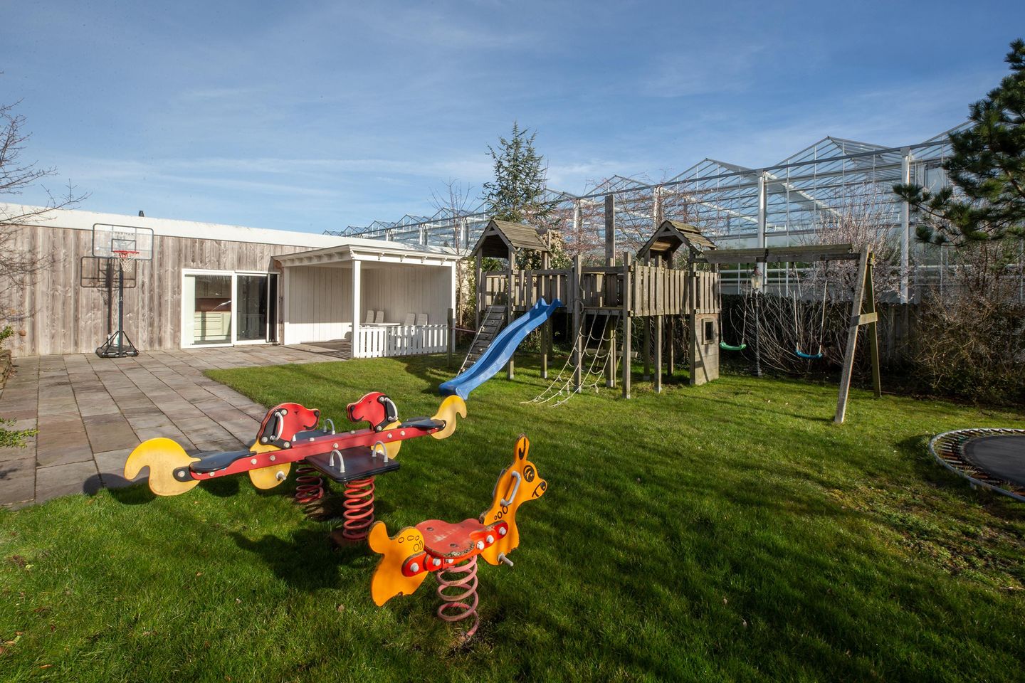 Photo 14 of Van der Dussenlaan 11