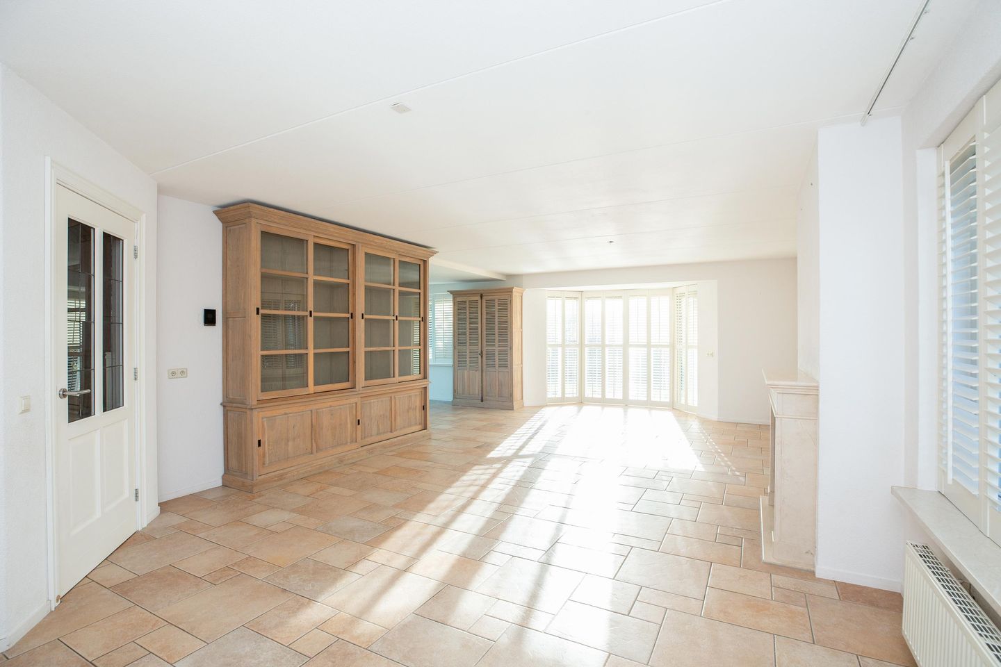 Photo 4 of Van der Dussenlaan 11