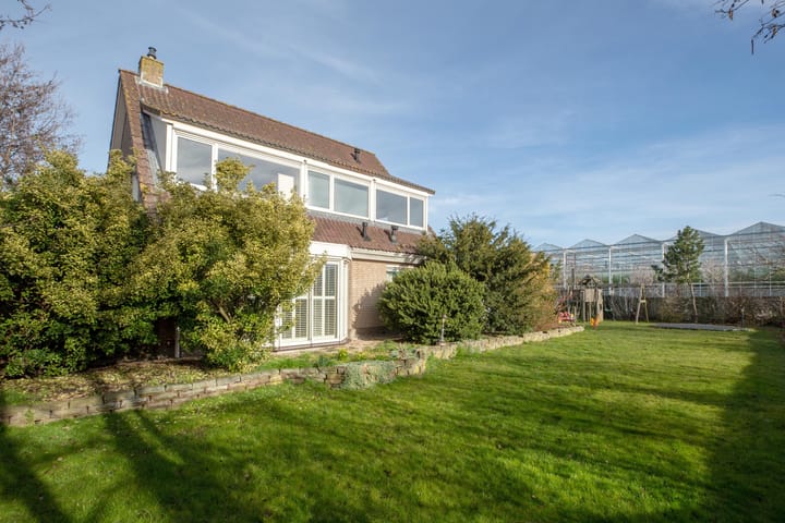 Foto 15 van Van der Dussenlaan 11