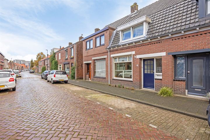 View photo 7 of Sint Vincentiusstraat 79