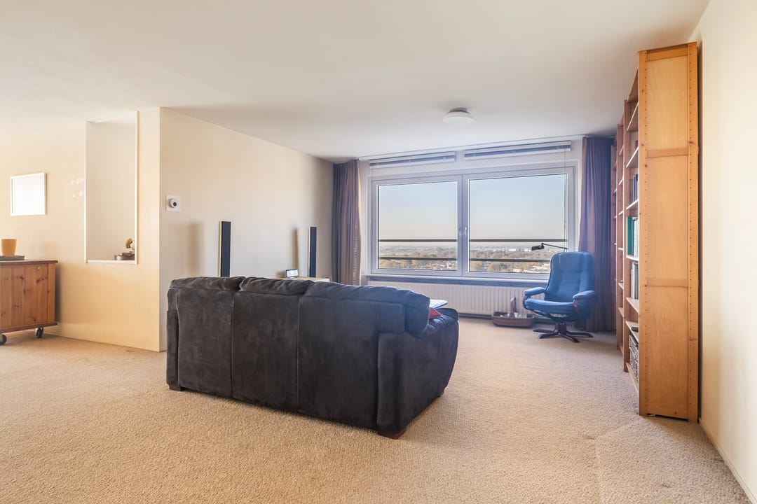 Foto 7 van Prins Clausplein 107