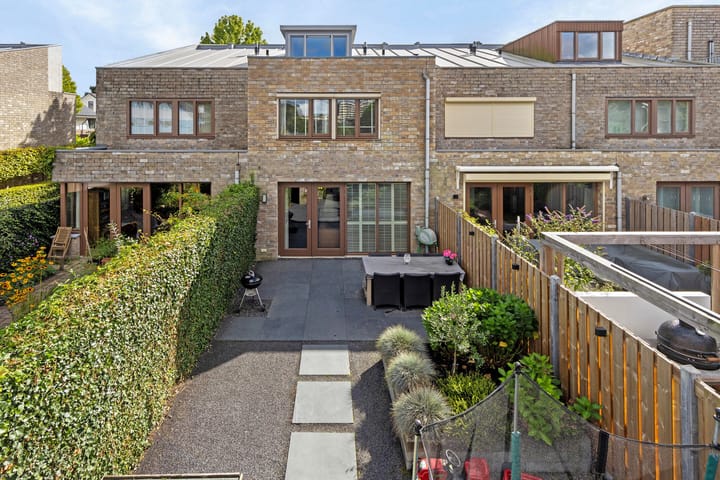 Photo 1 of MacBridestraat 55