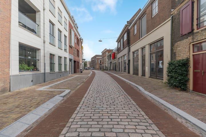 Foto 2 van Varkenmarkt 75