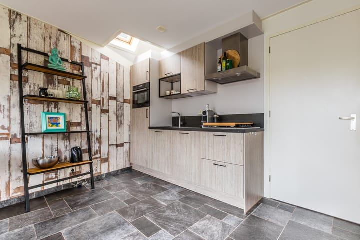 Foto 10 van Oorsprongweg 8-0003