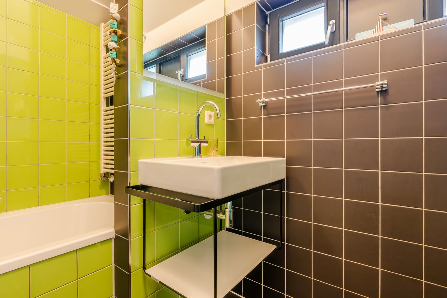 Foto 19 van Oorsprongweg 8-0003