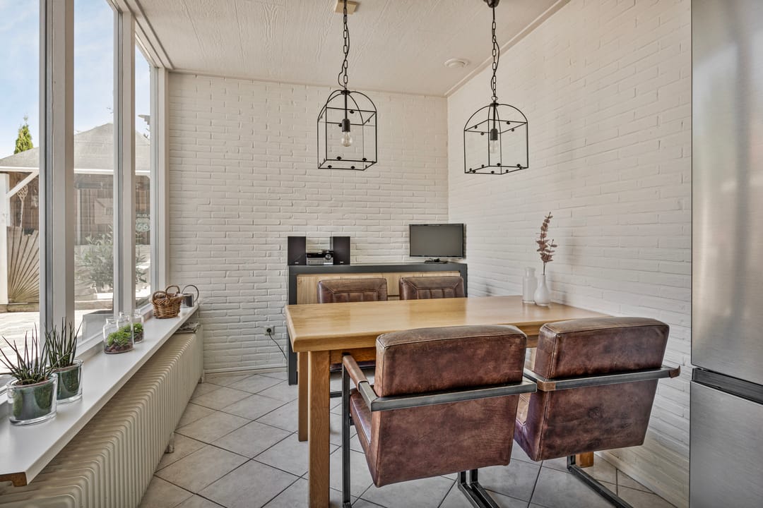 Photo 8 of Adriaan Brouwerstraat 9