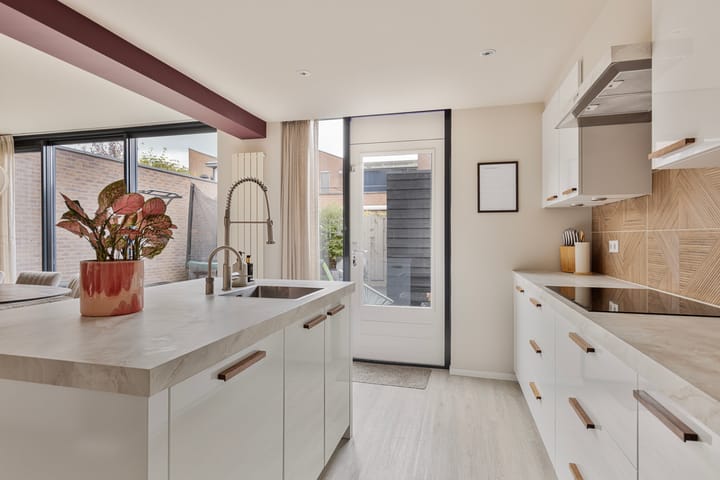 Foto 10 van Johann Knoopstraat 21