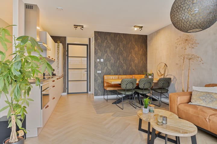 Foto 13 van Weegbree 95