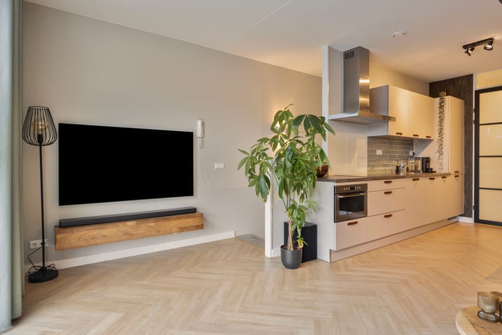 Foto 14 van Weegbree 95