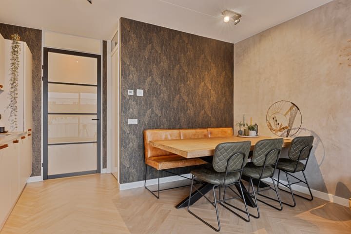 Foto 15 van Weegbree 95