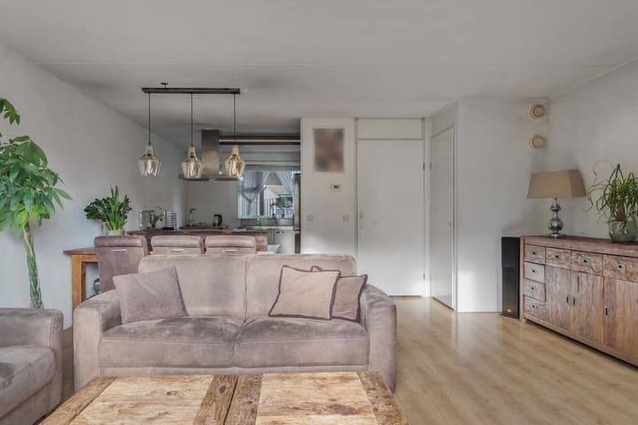 Foto 5 van Lien Gisolfland 49