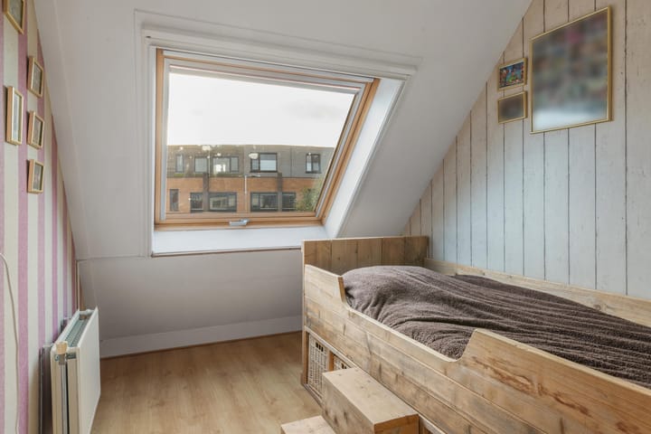 Foto 16 van Lien Gisolfland 49