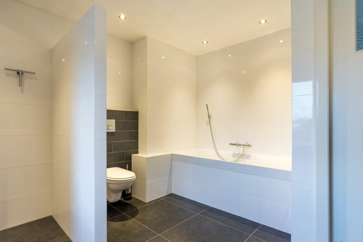 Photo 22 of Hert. Antoniestraat 5