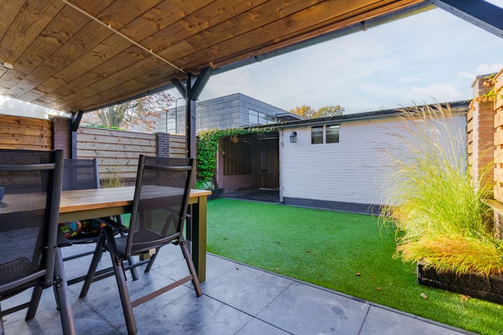 Photo 28 of Hert. Antoniestraat 5