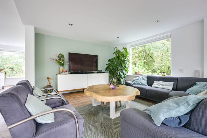 Foto 11 van Hoevenweg 10