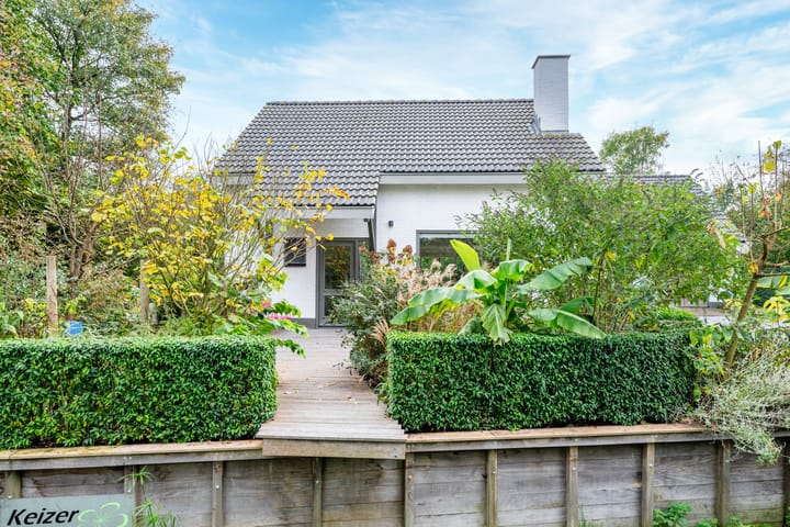 Foto 80 van Hoevenweg 10