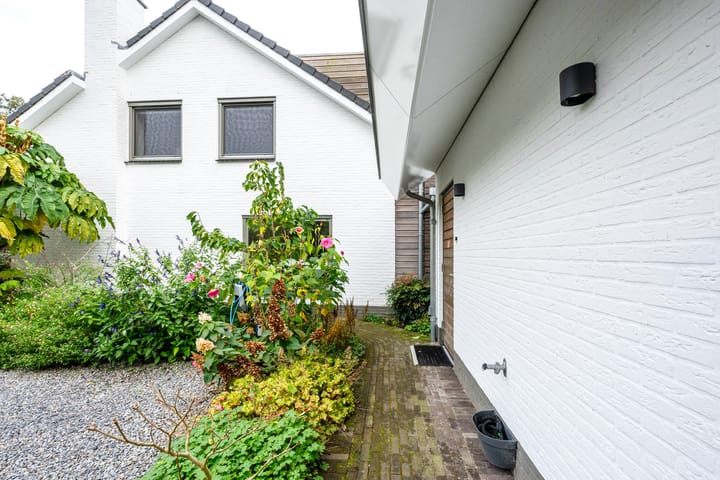 Foto 87 van Hoevenweg 10