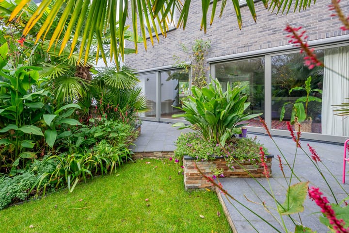 Foto 91 van Hoevenweg 10