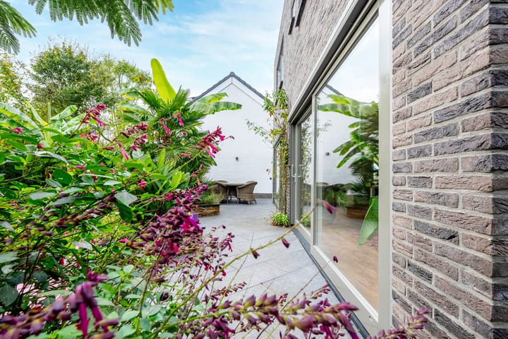 Foto 94 van Hoevenweg 10