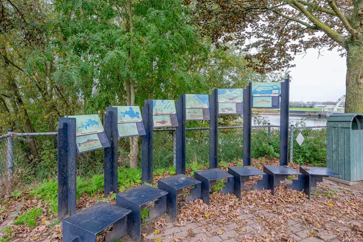 Foto 106 van Hoevenweg 10