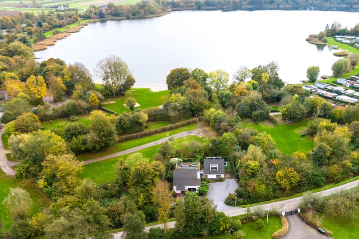 Foto 108 van Hoevenweg 10