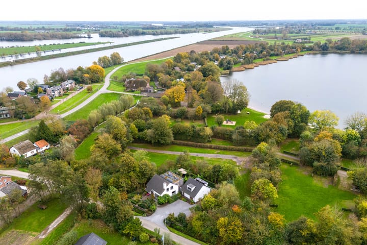 Foto 109 van Hoevenweg 10