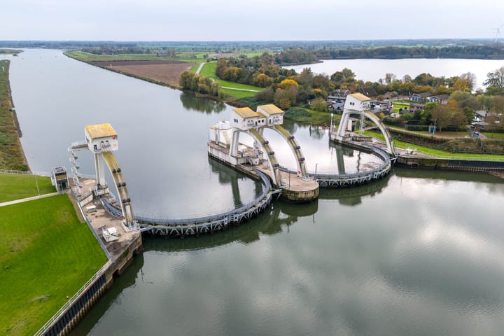 Foto 115 van Hoevenweg 10