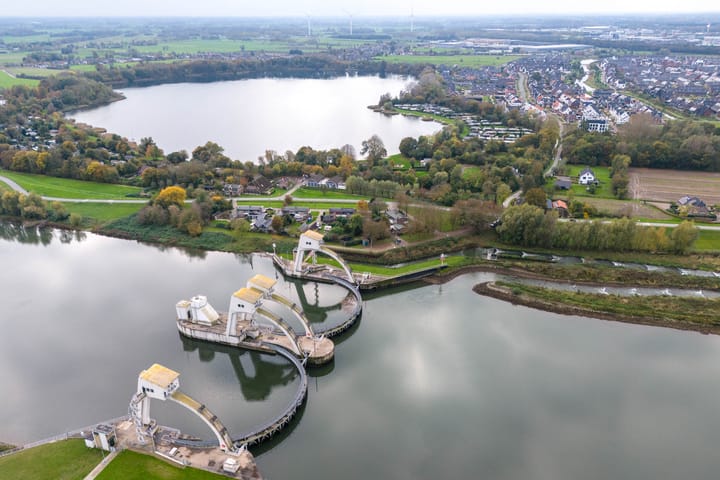 Foto 116 van Hoevenweg 10